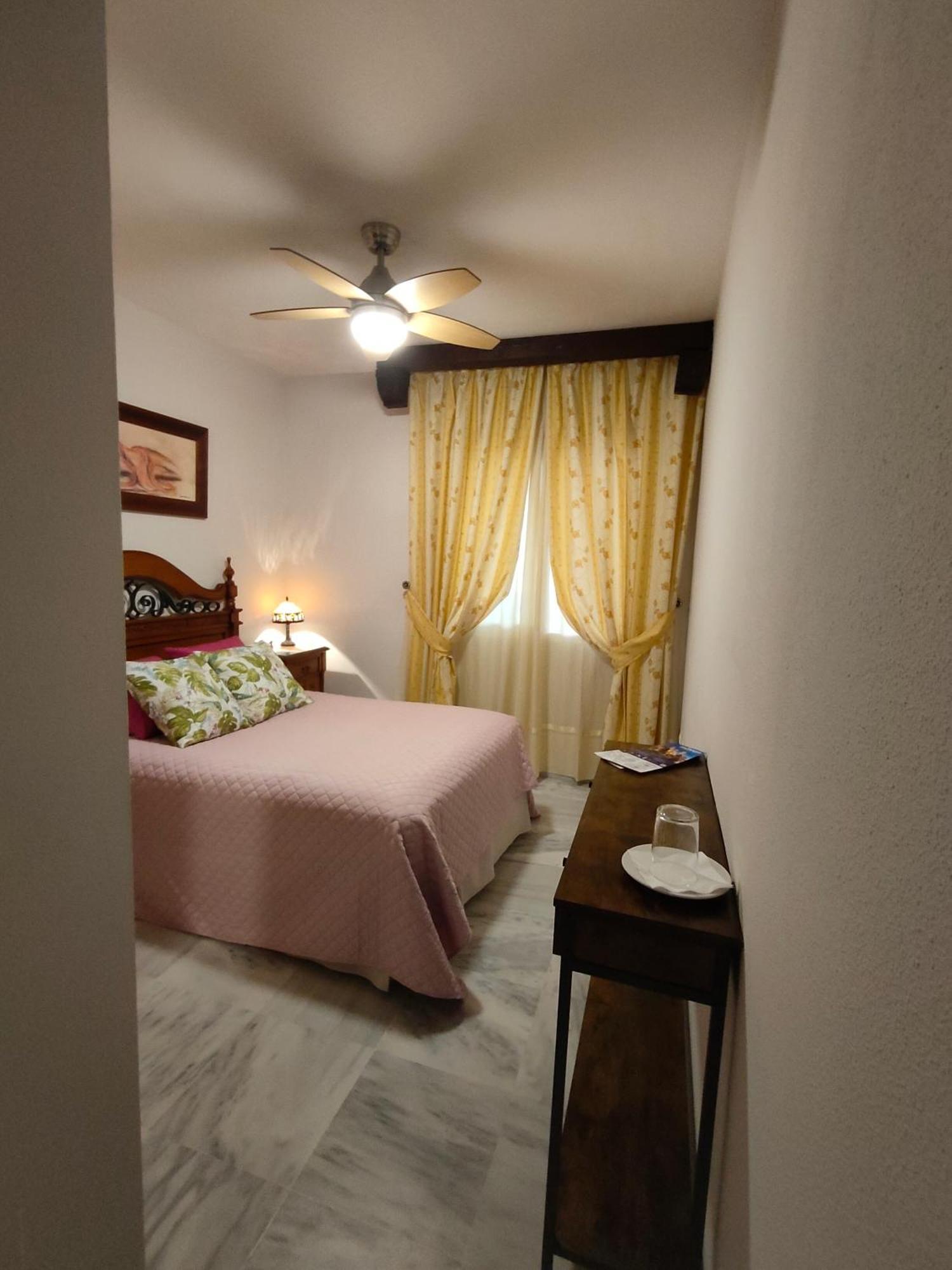 Suite Salitre12 Малага Экстерьер фото